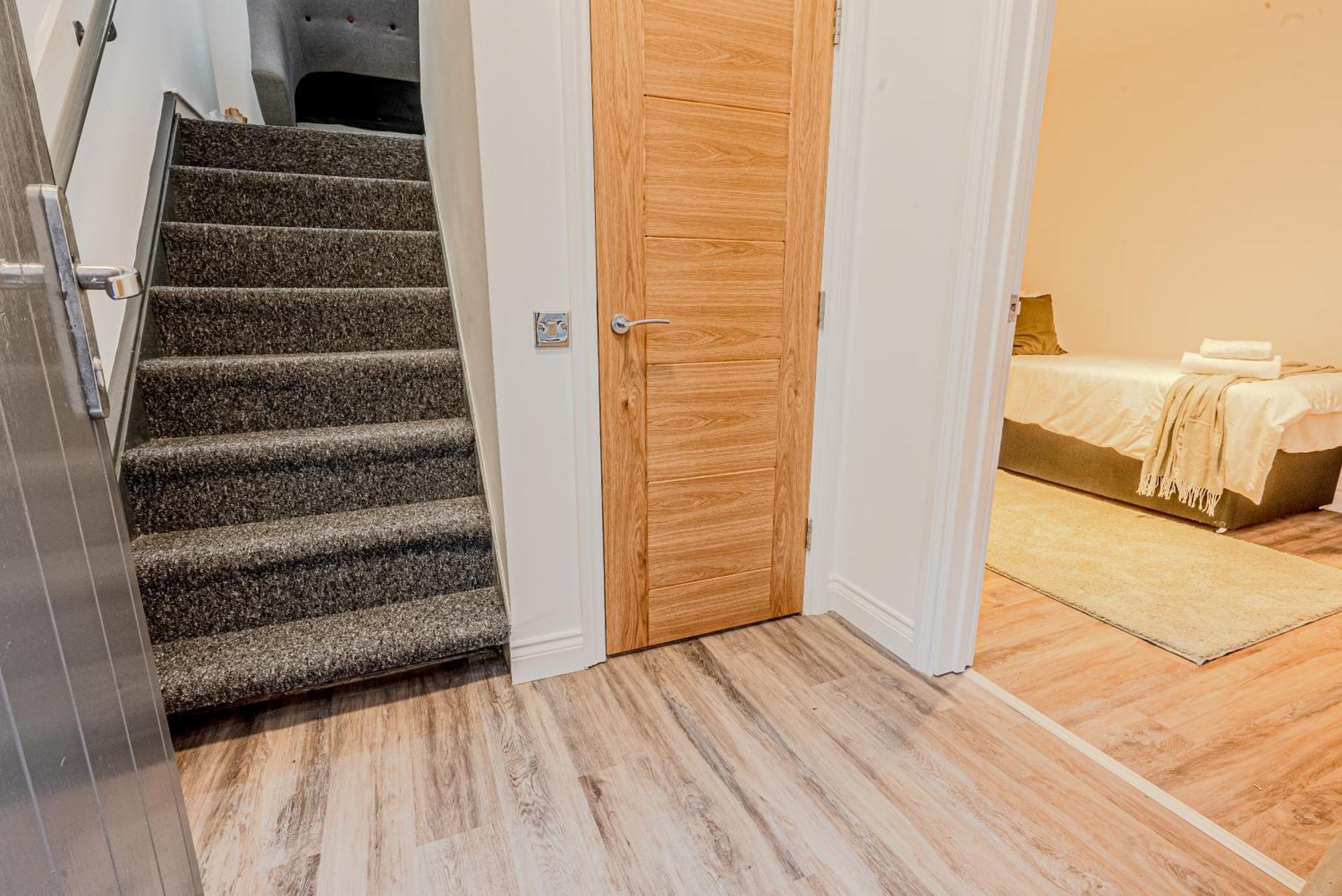 Stunning Three Bedroom Townhouse In The Jewellery Quarter, Birmingham City Centre Sleeps 5- Free Parking Exterior foto