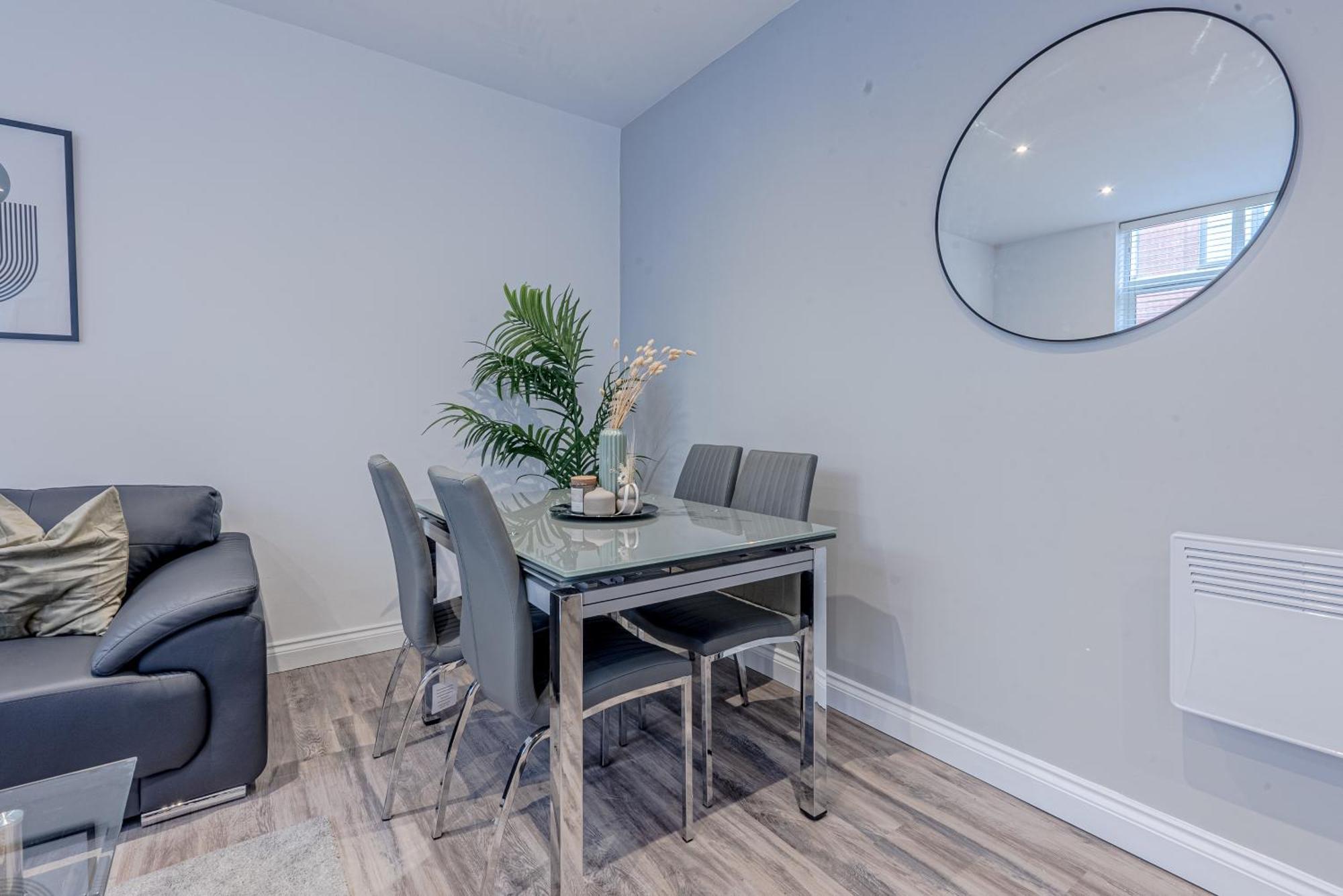 Stunning Three Bedroom Townhouse In The Jewellery Quarter, Birmingham City Centre Sleeps 5- Free Parking Exterior foto